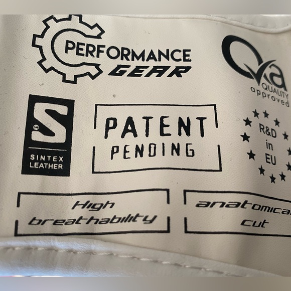 RDX Punching Bag unfilled MuayThai and training gloves Set NWOT - Picture 5 of 6